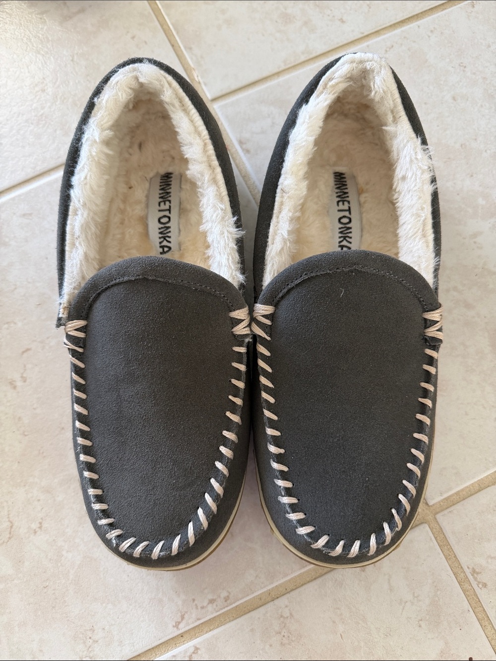 Minnetonka Slippers